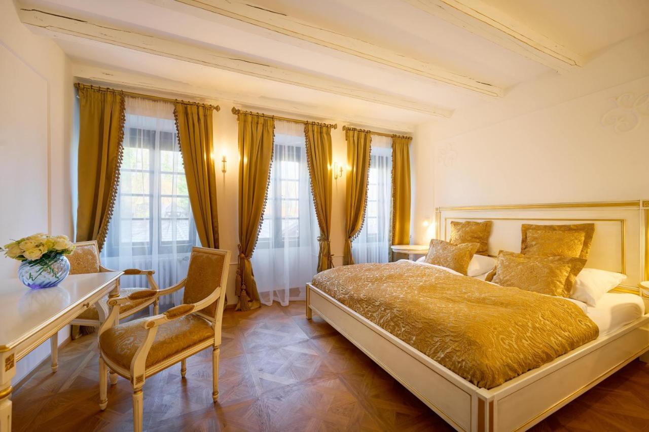 Spa Beerland Chateaux - U Zlate Hrusky / At Golden Pear Praha Bagian luar foto